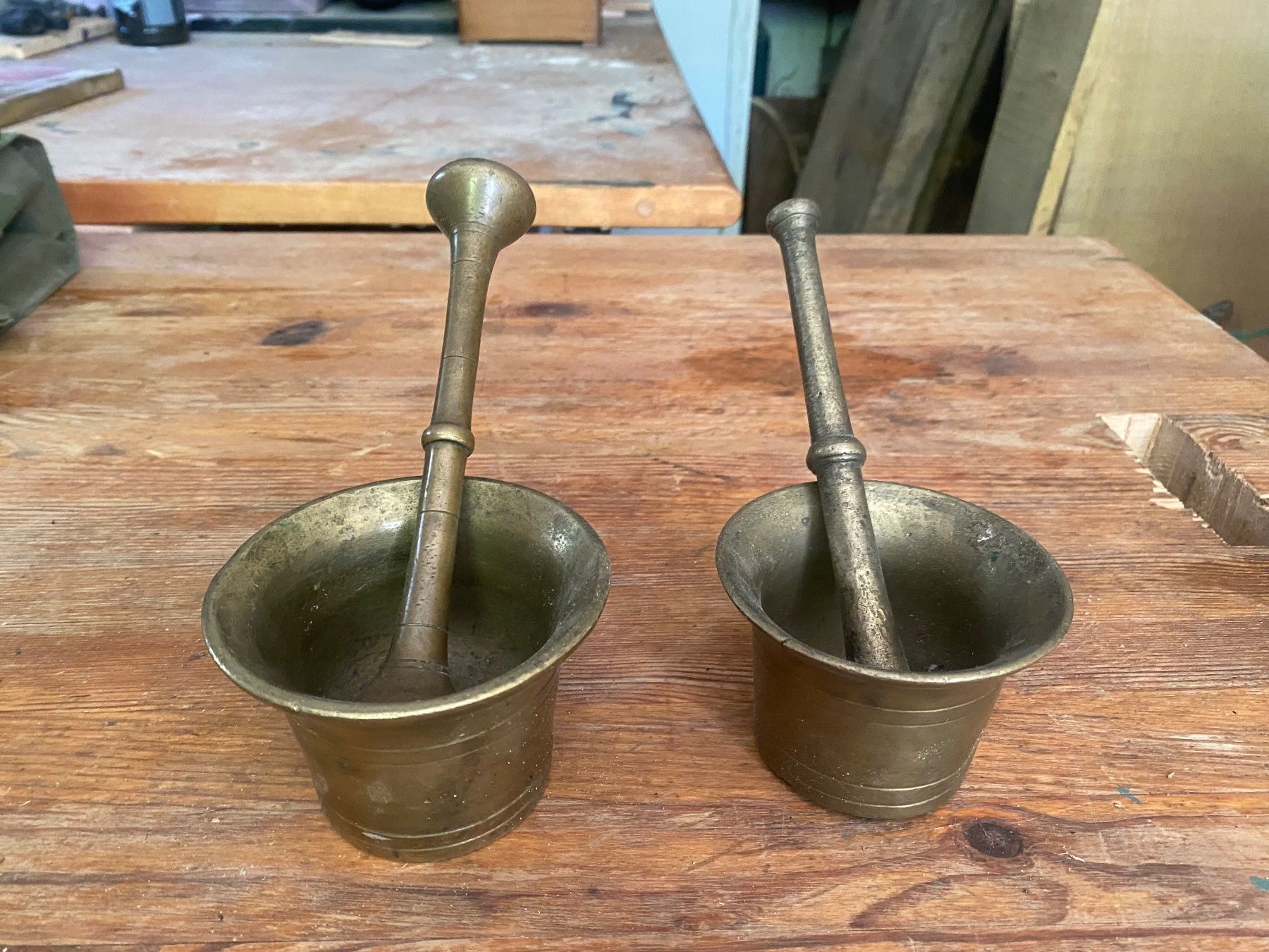Altro per cucinare: Antiker Mörser mit Stampfer – Usato da Bern venduto da Atelier.Werkstatt49
