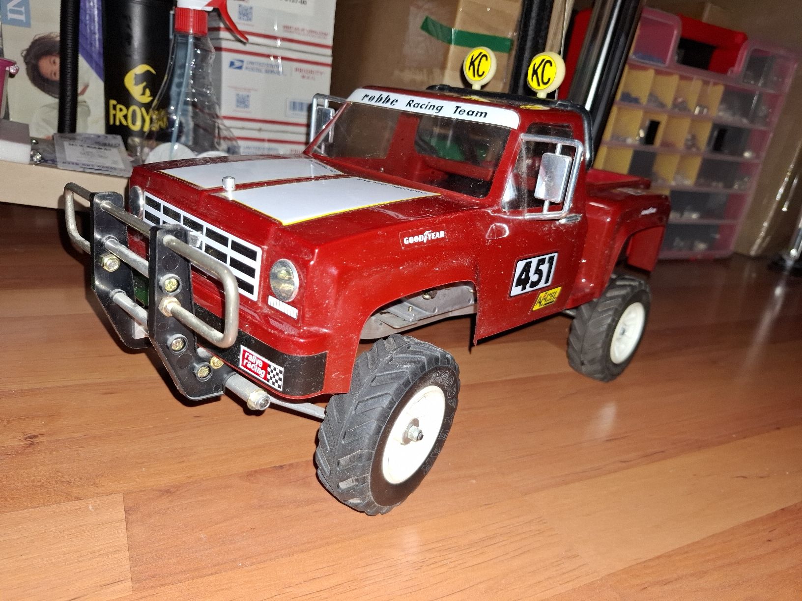 Modellismo RC: Robbe kyosho Chevy vintage oldtimer – Usato da St-Imier venduto da fmx666