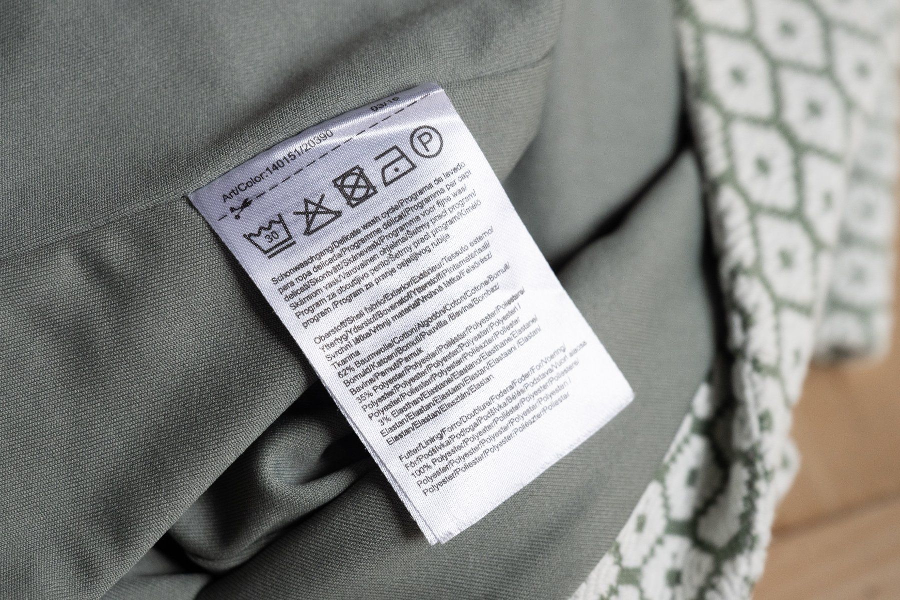Robes: warmes Kleid – D'occasion à Biel/Bienne par alaska_we 4