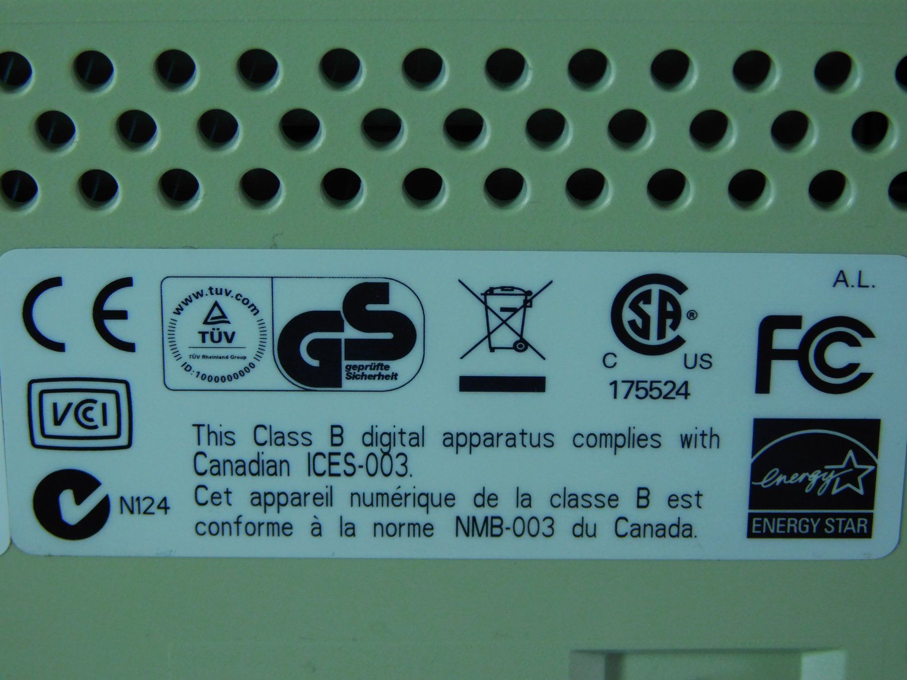 Fujitsu Scanner: Fujitsu fi-6110 scanner desktop – Usato da Emmenbrücke venduto da Neverlaand-22 7