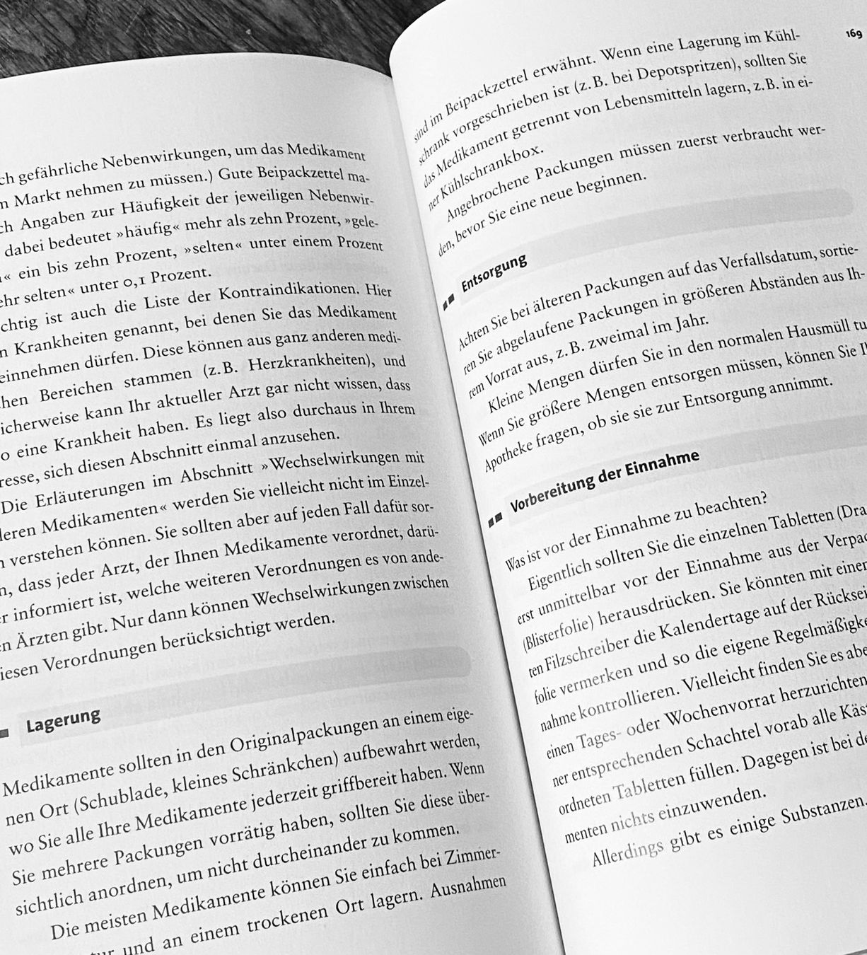 Libri: Umgang mit Psychopharmaka – Nuovo e nell'imballaggio originale da Zuerich venduto da SonderArt-Wertgut 2