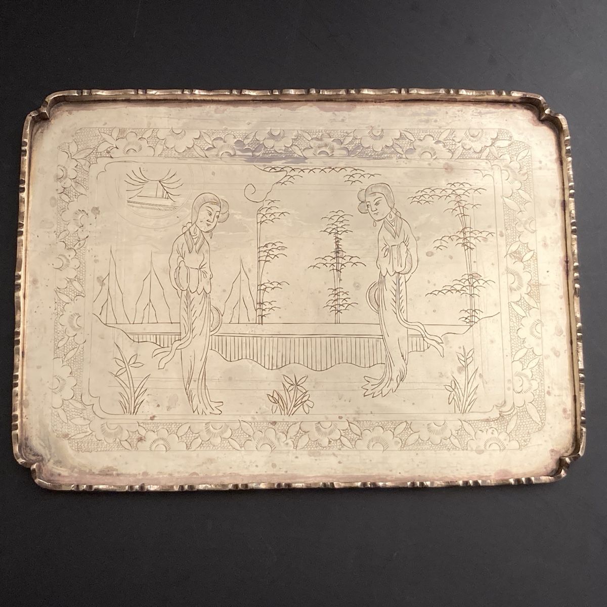 Piatti di portata: Chinesisches Paktong Opium Rauchtablett Bronze Tablett – Usato da Luzern venduto da downtonabbey 3
