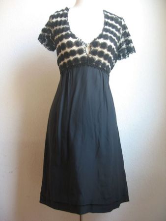 Sandro belle robe en taille 38CH!