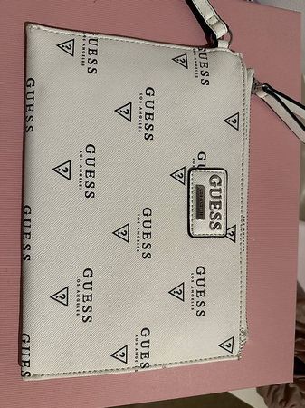 Guess Clutch Tasche