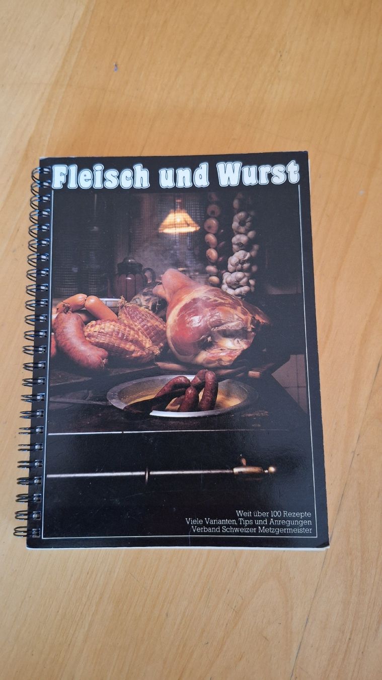 Libri: Kochbuch Fleisch und Wurst 1981 – Usato da Bönigen venduto da saft195619
