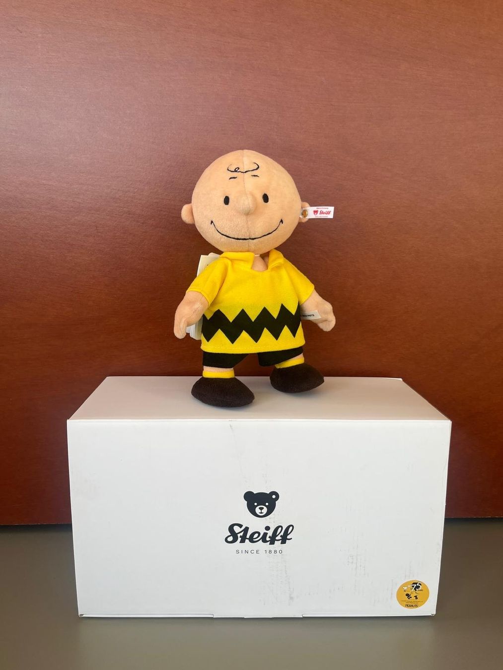 Steiff Bambole: Steiff Charlie Brown Puppe – Nuovo (secondo la descrizione) da Basel venduto da SinaVa 1