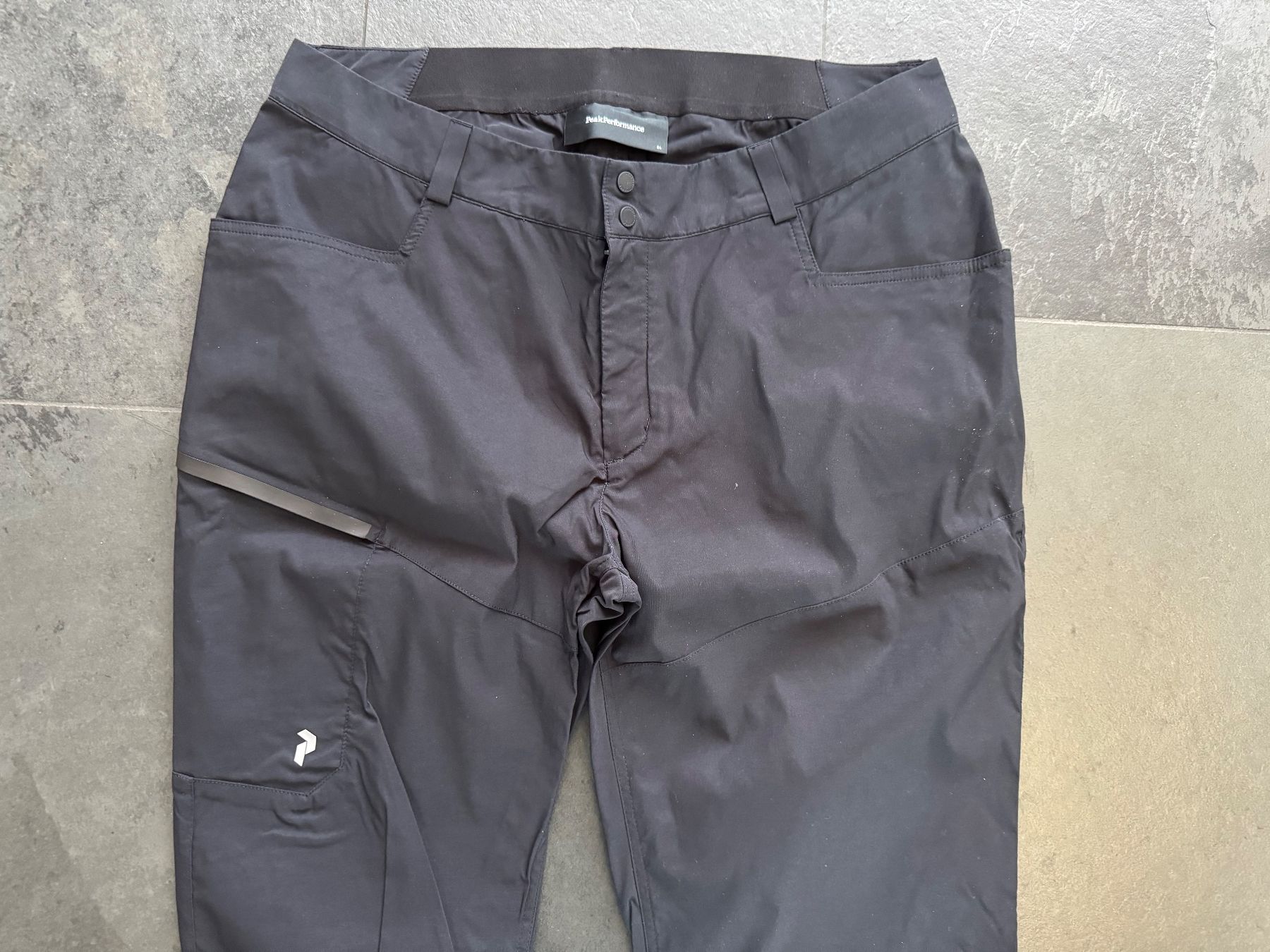 Peak Performance Pantaloni: Peak Performance Damen Gr. XL – Usato da Mels venduto da anon88 1