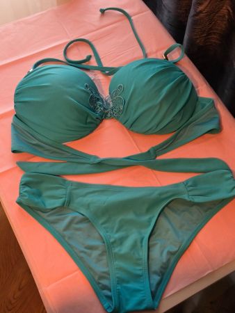 Türkises Bikini-SET – Grösse 85D (Oberteil) & 36 (Slip)