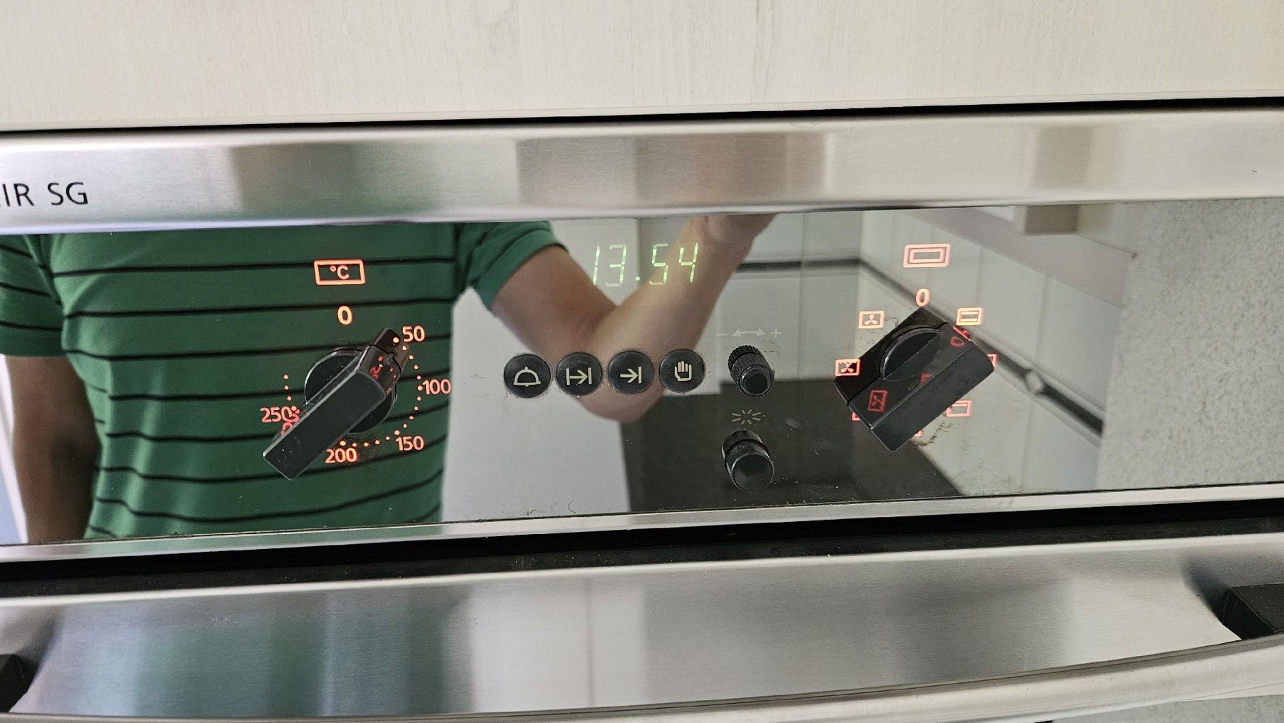 V-Zug Forni: V-Zug Combair SG Backofen – Usato da Oberengstringen venduto da peh_y7rj 2