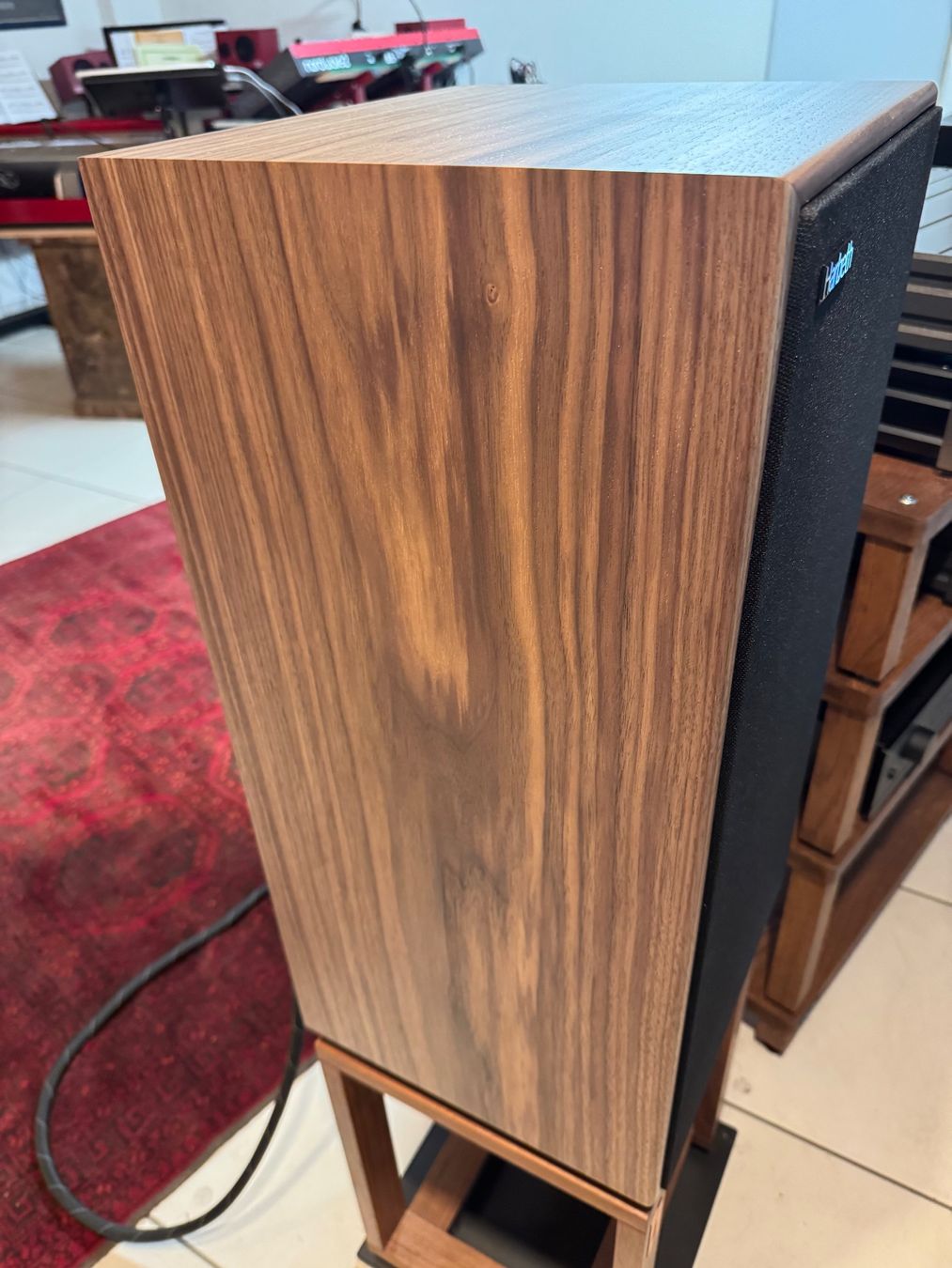 Harbeth Casse acustiche: Harbeth SHL5+XD2 walnut (neues Demomodell) – Nuovo (secondo la descrizione) da Ueken venduto da highlander57 1