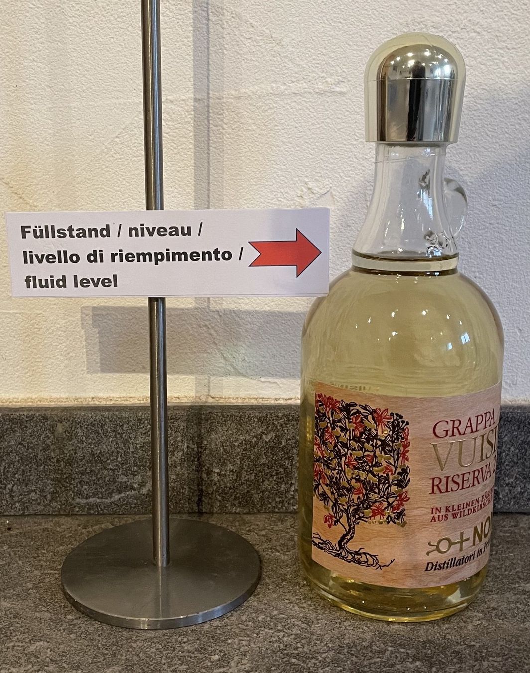 Spirituosen: Grappa 4 Fl. Vuisinar Barolo Affine Riserva extra vecchio – Neu und originalverpackt aus Oftringen von allesmeins 8
