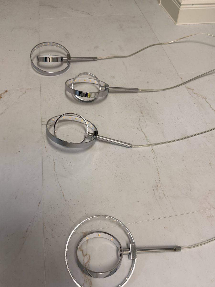 Kronleuchter & Deckenlampen: Hängeleuchte mit 4 Ringen LED Metall chrom  – Gebraucht aus Geuensee von ibro07 2