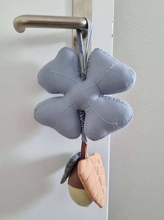 Tutte le decorazioni: Spieluhr Blatt FILIBABBA – Usato da Seuzach venduto da Muehlben