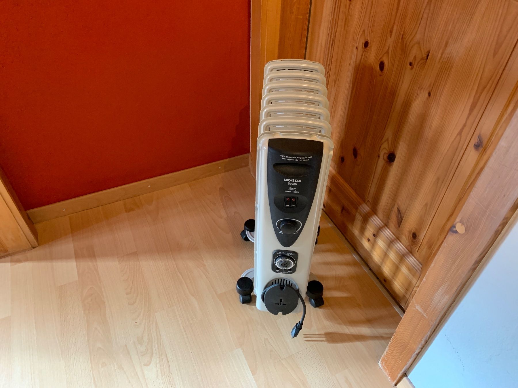 Mio Star Radiatori: Ölradiator 1500 W mit Timer – Usato da Malix venduto da Bigbonsay