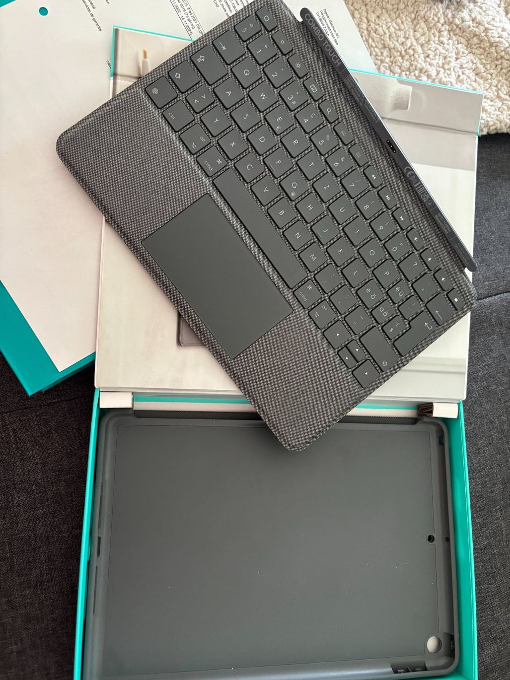 Tastiere: Clavier I-Pad 7-8-9ème génération – Usato da Villeneuve VD venduto da vin_7zm6 2