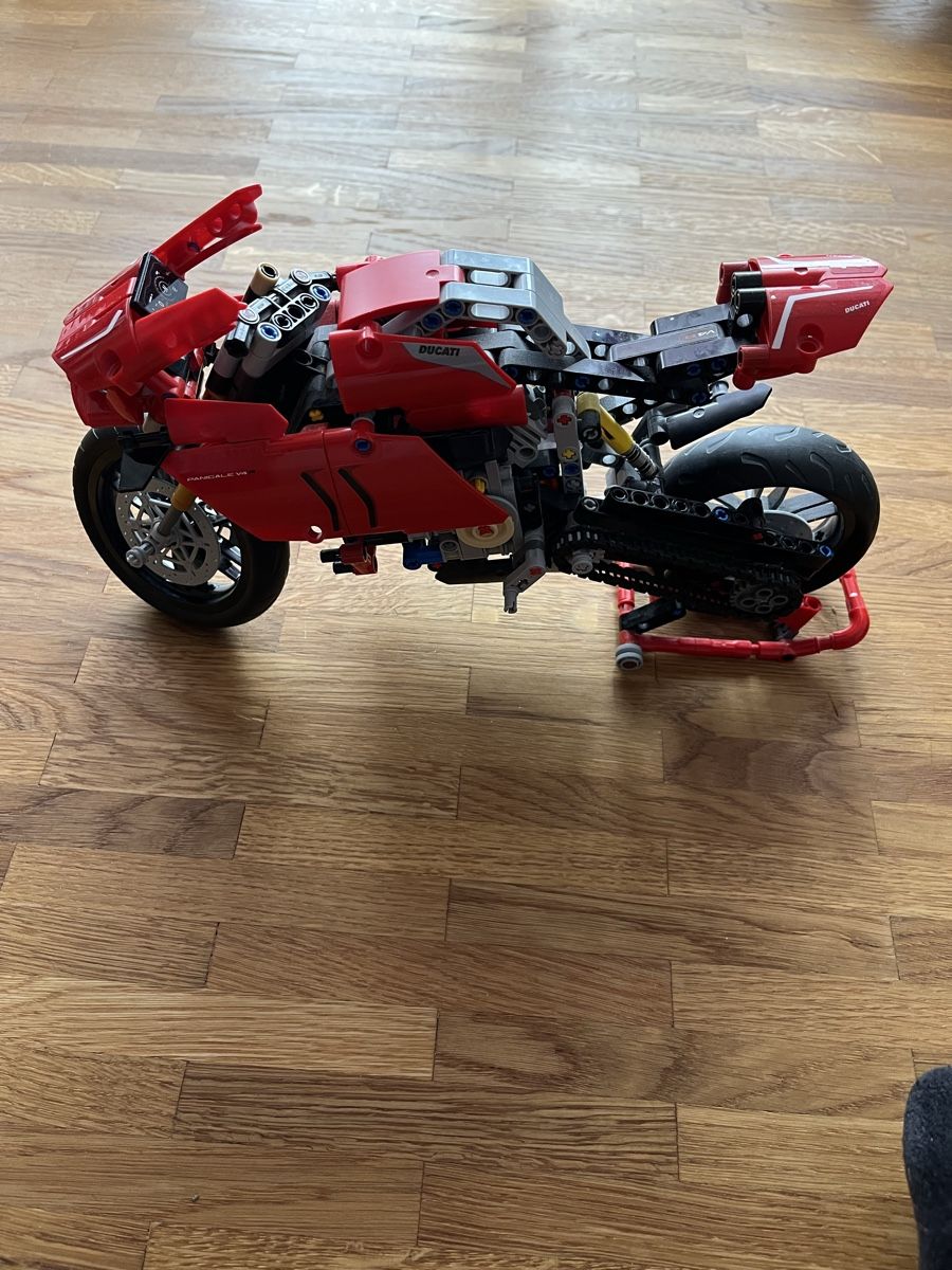 Lego Kit di costruzioni: Lego Marvel und Technik Konvult – Usato da Bern venduto da stef_ha 2