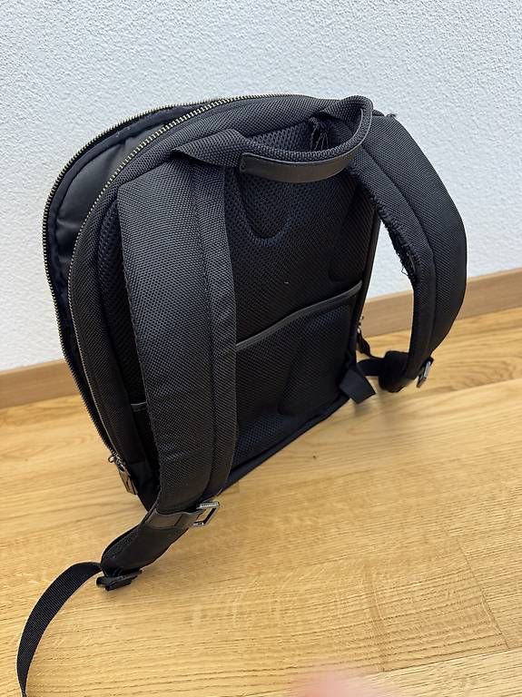 Rucksäcke: Exclusiver Samsonite Laptop-Rucksack mit Gebrauchsspuren – Gebraucht aus Fehraltorf von dan_k7yb 1