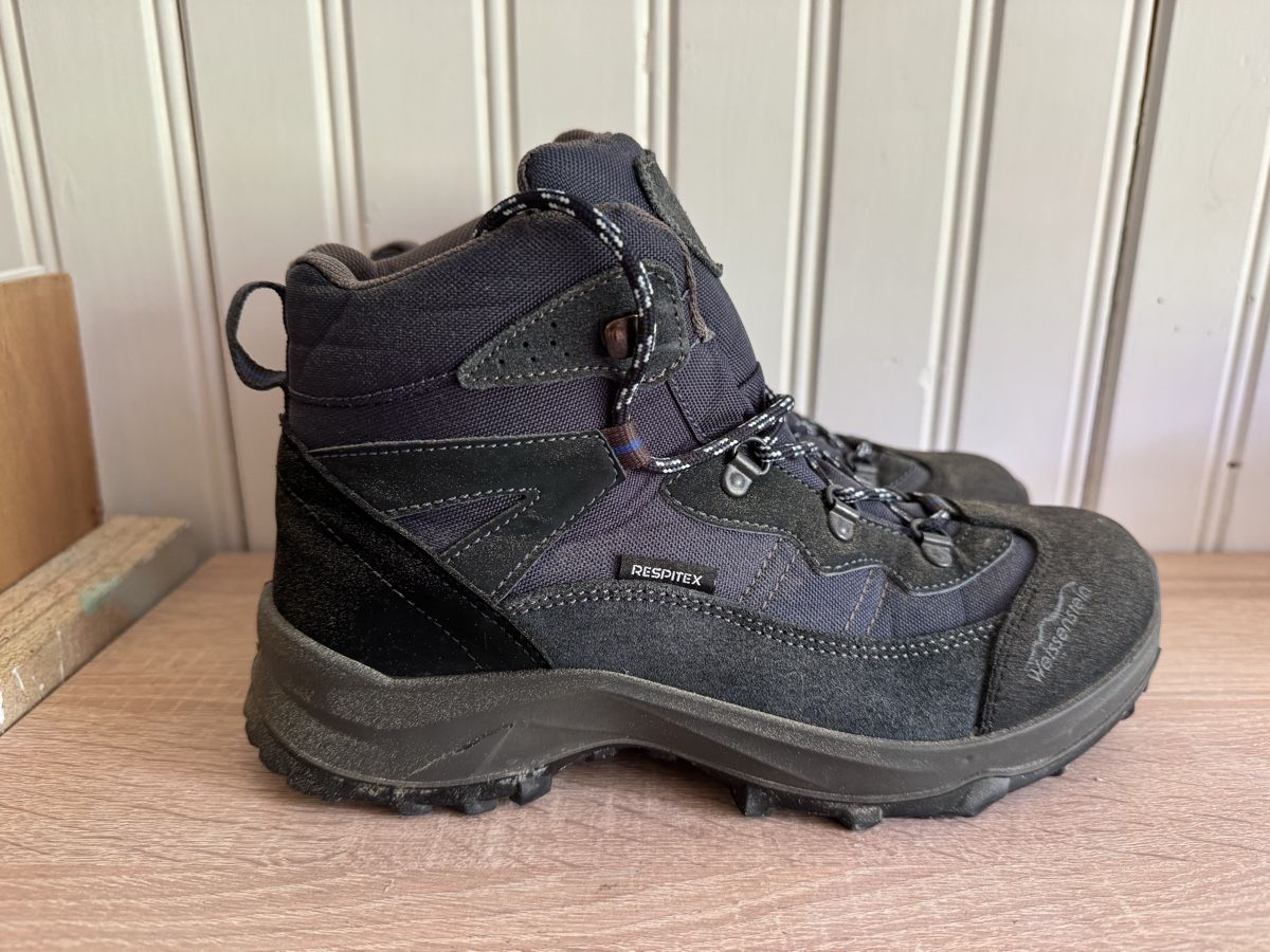 Chaussures femmes: Wanderschuhe 1x getragen grösse 40 – Neuf (Voir description) à Schwellbrunn par 73zubi77 1