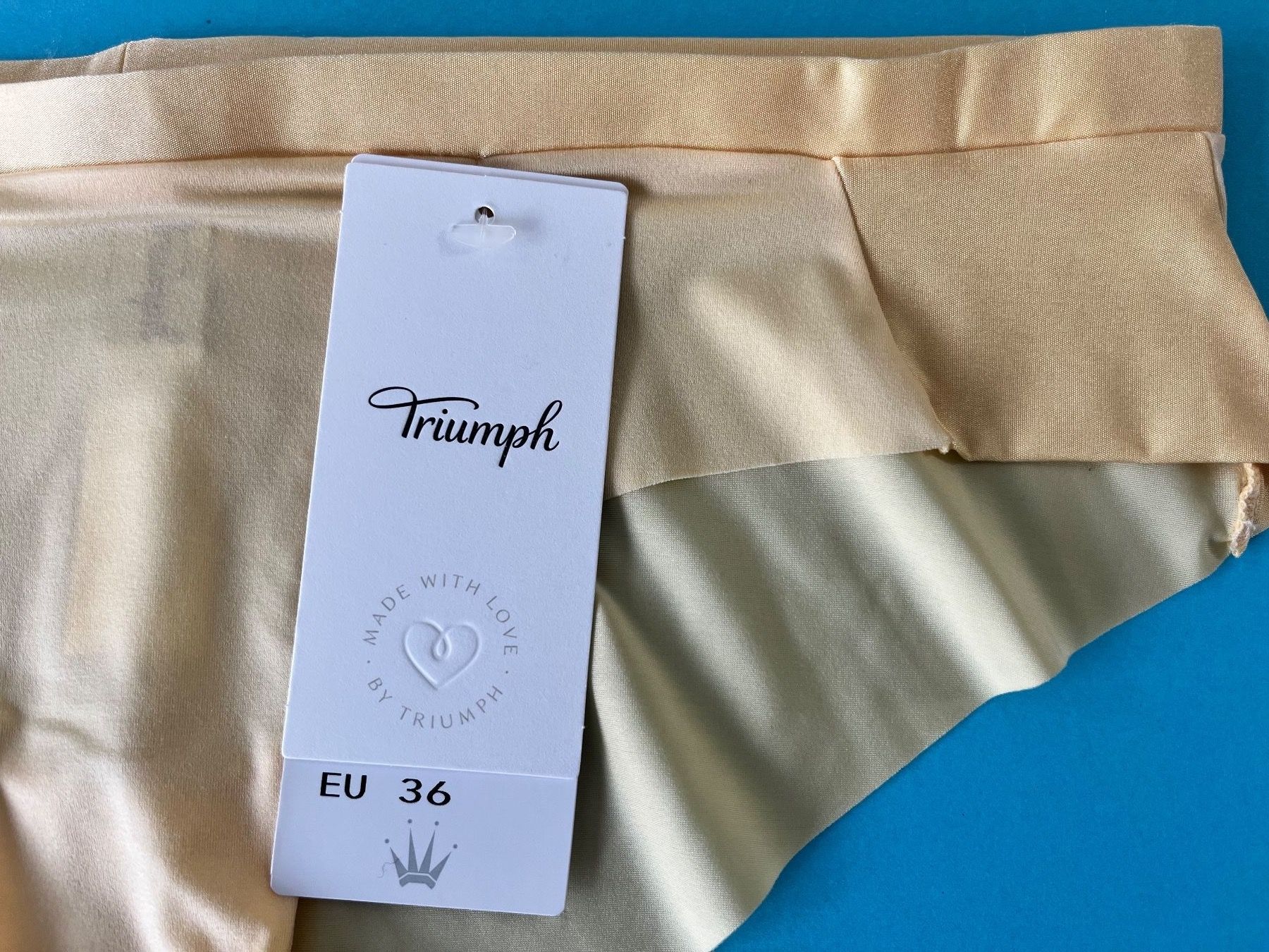 Triumph Sonstige Unterwäsche: Hipster, Body Make-up Soft Touch, Triumph, Gr. 36, hellgelb – Neu und originalverpackt aus Rudolfstetten von gst_g7xl 2