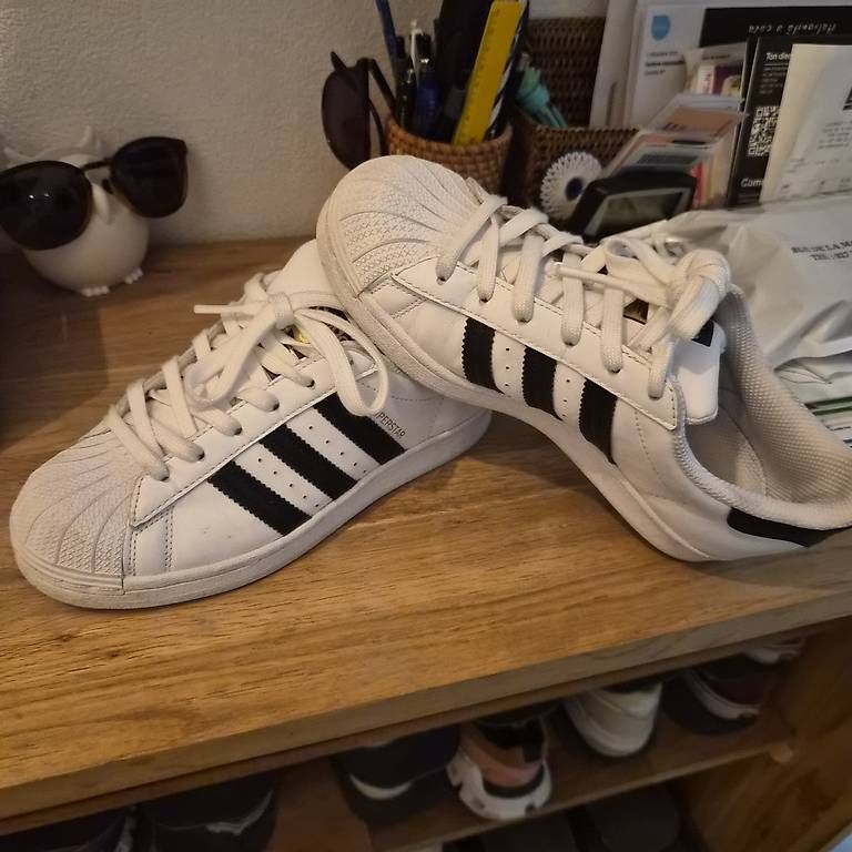 Scarpe da donna: Adidas SUPERSTAR T.36 2/3 – Usato da Conthey venduto da VioletteM 1