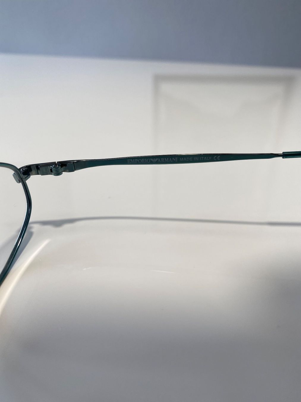 Armani Brillen & Gläser: Monture de Lunettes Ovale Armani – Neu (gemäss Beschreibung) aus Bottens von 2Lens 3