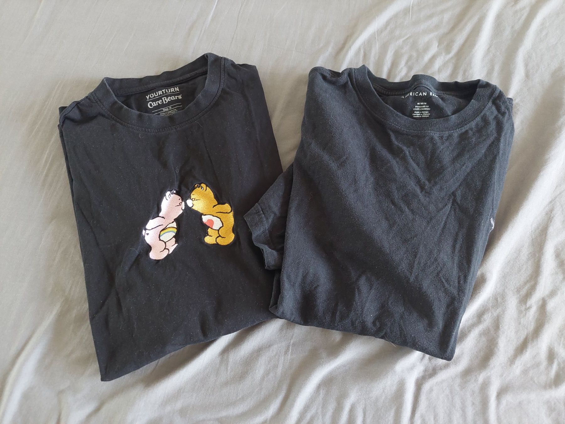 Lotti di vestiti: 2 SCHWARZE T-SHIRT GR. M – Usato da Münchenstein venduto da Strupfi