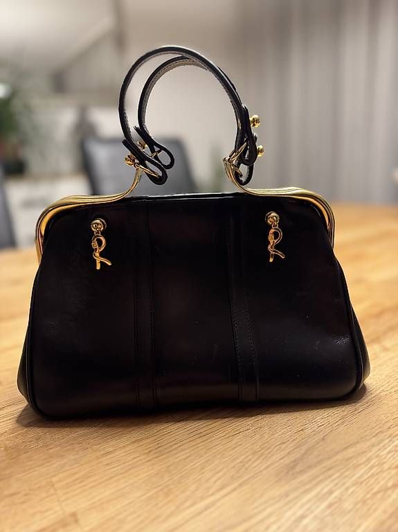 Borse da donna: Luxus Handtasche Roberta di Camerino – Usato da Diepoldsau venduto da Take1