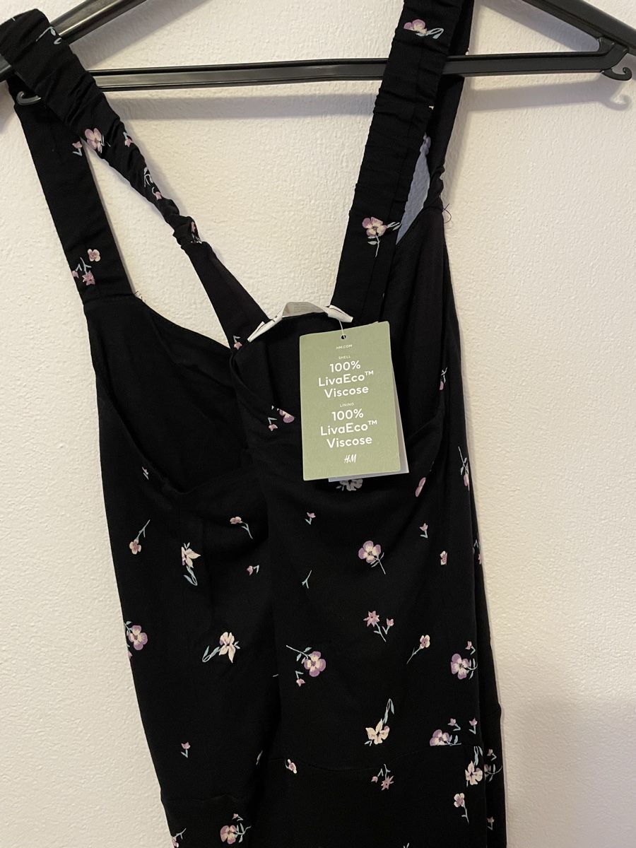 H&M Tute: Jumpsuit H&M Neu mit Etikett – Nuovo e nell'imballaggio originale da Chur venduto da Tsambiko 1