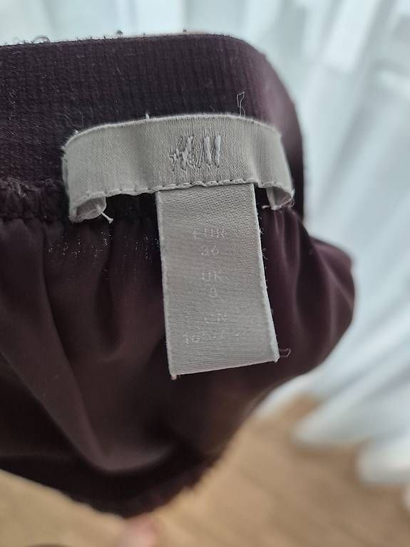 Gonne: Plisseerock H&M bordeauxrot Gr. 36 – Usato da Sattel venduto da nic_6hgr 1