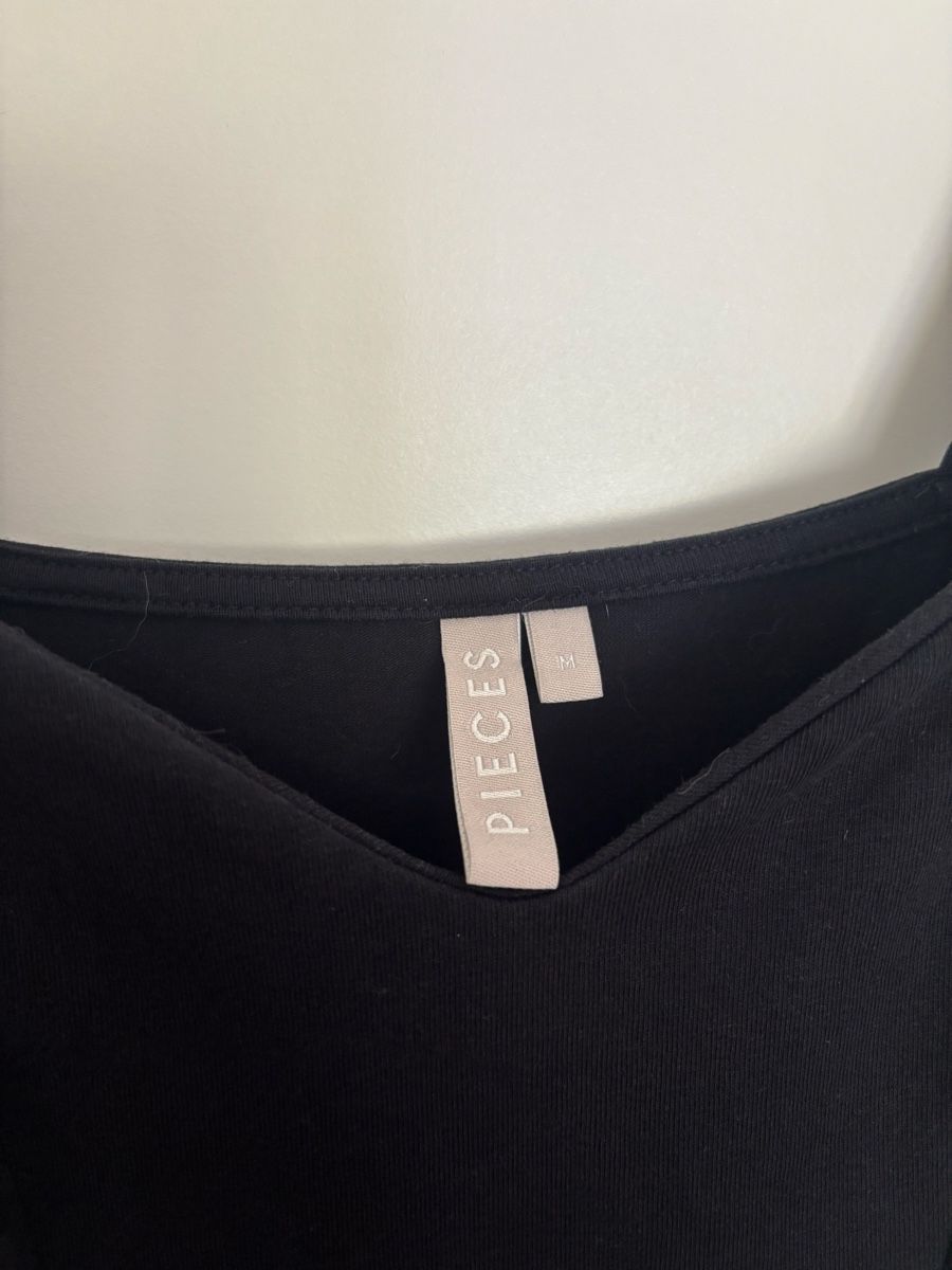 Pieces Kleider: Basic Gothic Kleid Grösse M von Pieces – Gebraucht aus Brugg AG von ann_stf7 3
