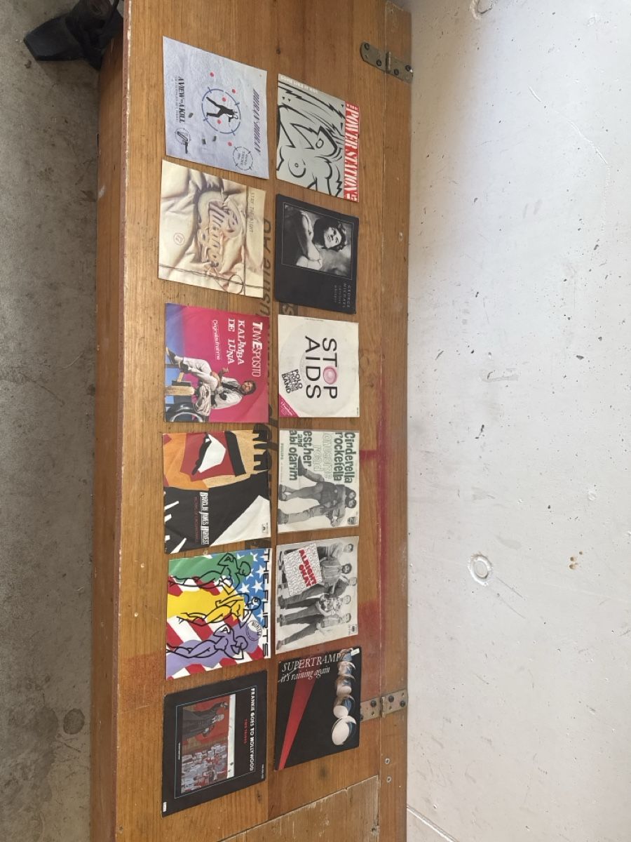 Schallplatten: LP / Single – Gebraucht aus Lömmenschwil von Chuetz