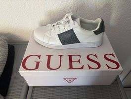 Sneaker, Grösse 41,Weiss mit Muster - Top Zustand!