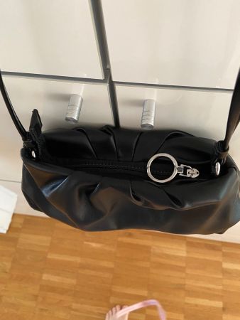NEUE - Umhängetasche