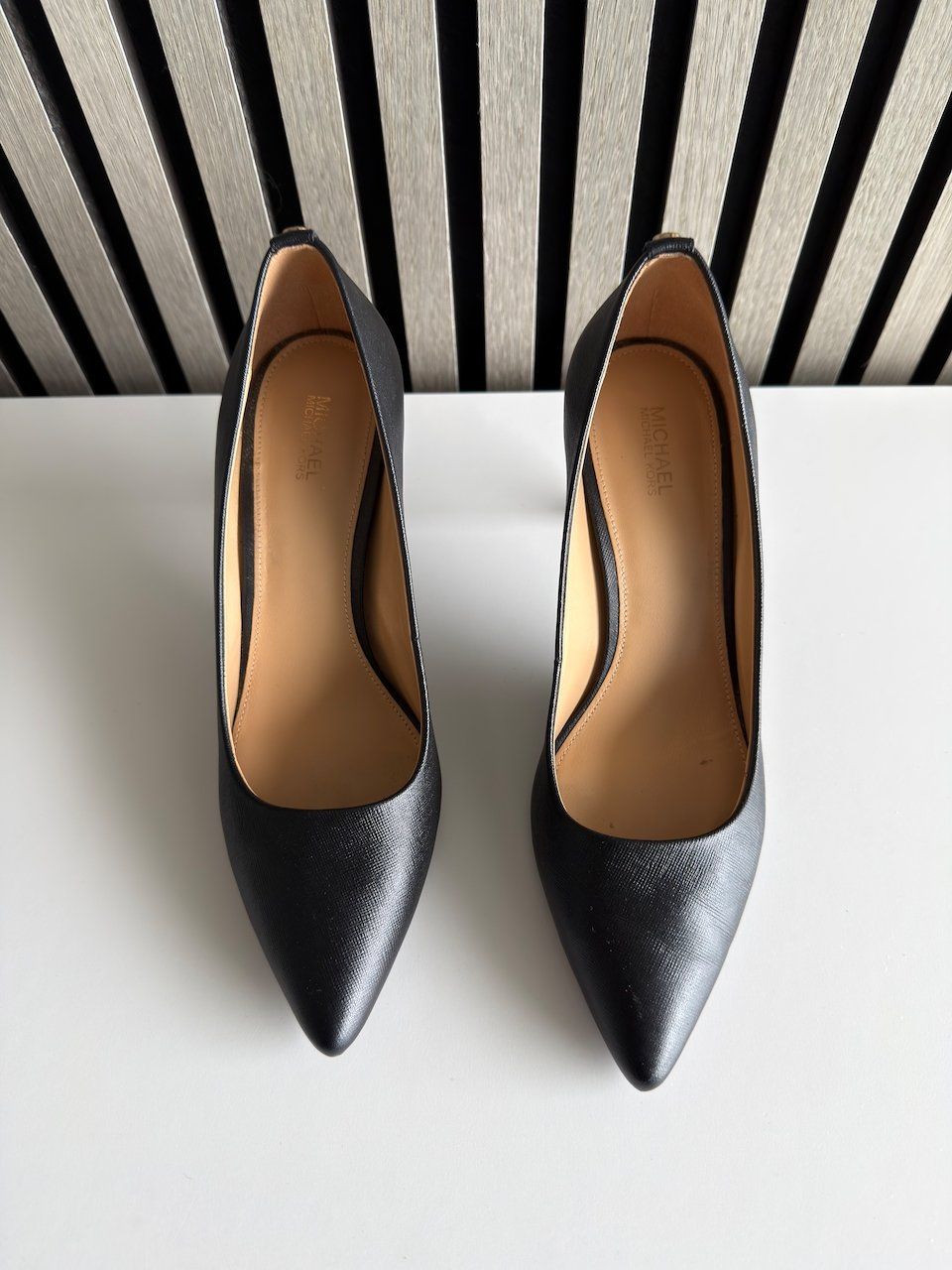 Michael Kors Scarpe da donna: MICHAEL Michael Kors Pumps Dorothy Flex aus Leder – Usato da Zürich venduto da mad_87xc 1