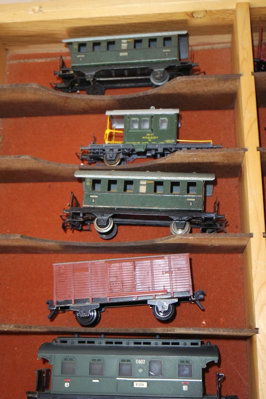 Modellini di ferrovie: LOT DE 30 WAGONS  ÉCHELLE HO – Usato da Avenches venduto da WEBHobby 4