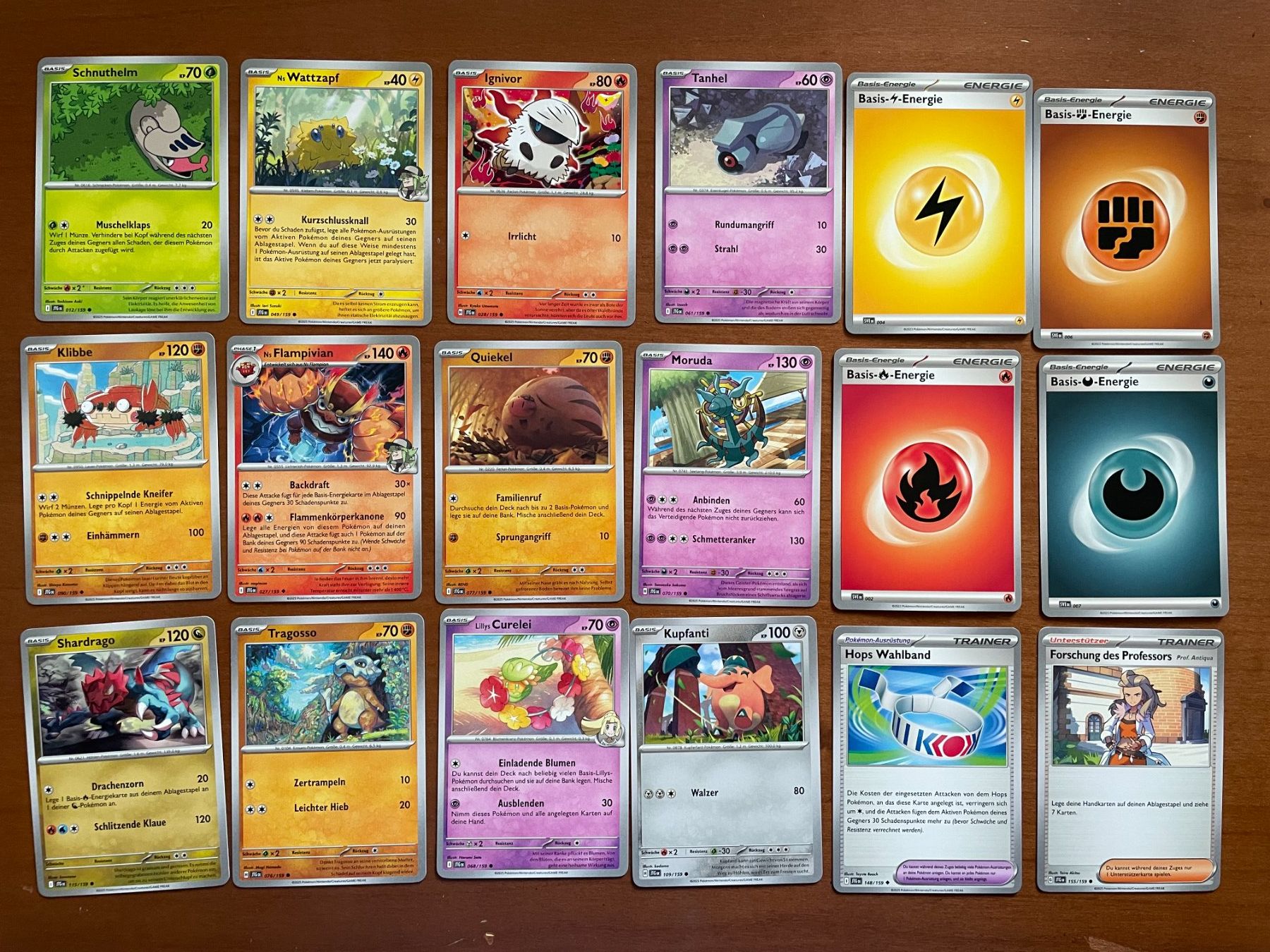 Pokémon Sammelbilder & Trading cards: Pokemon Karten Set (Versand gratis) – Neu (gemäss Beschreibung) aus Chur von Angerson
