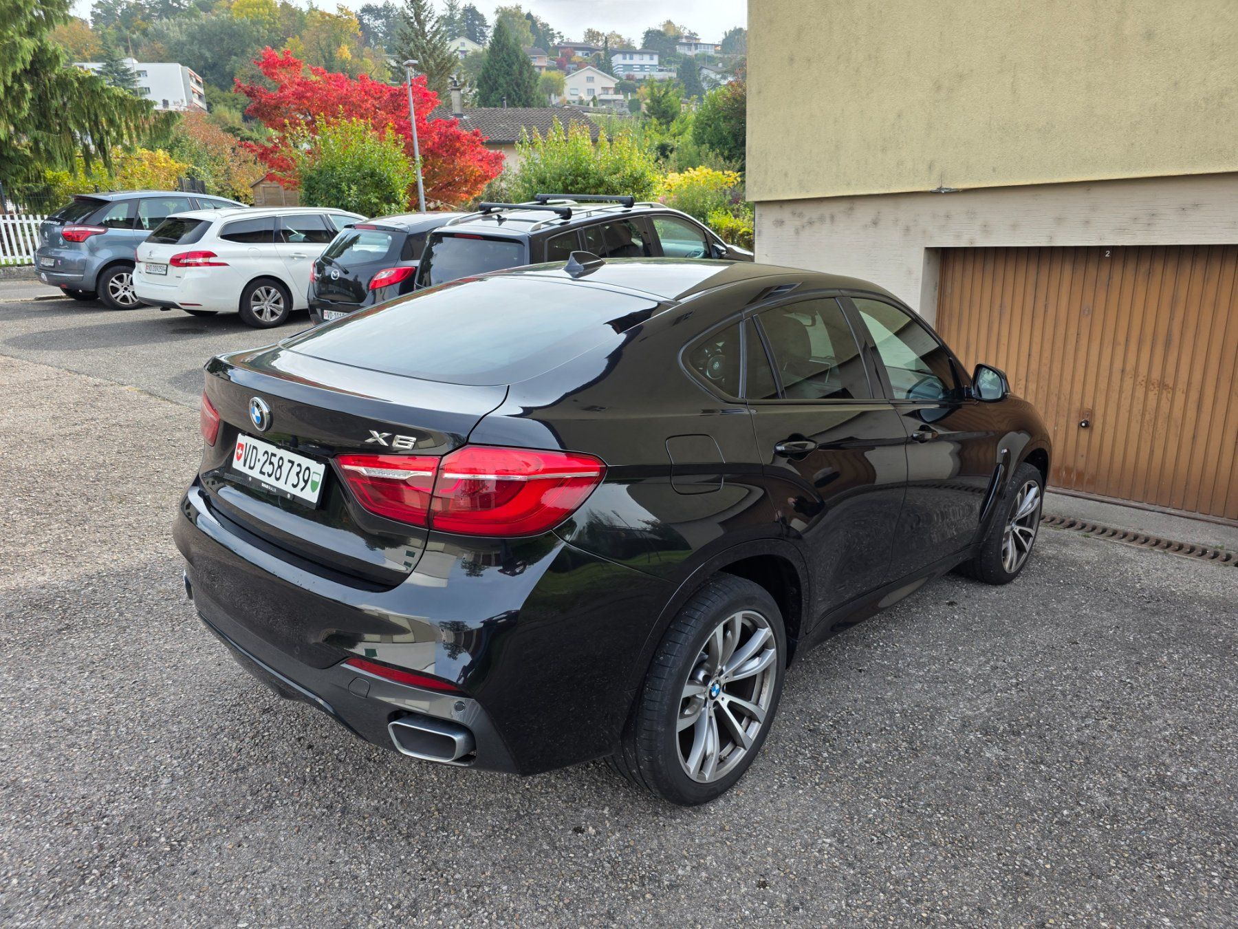 BMW Automobili: BMW X6 40D 2017 – Usato da Yverdon-les-Bains venduto da 1Main1 3