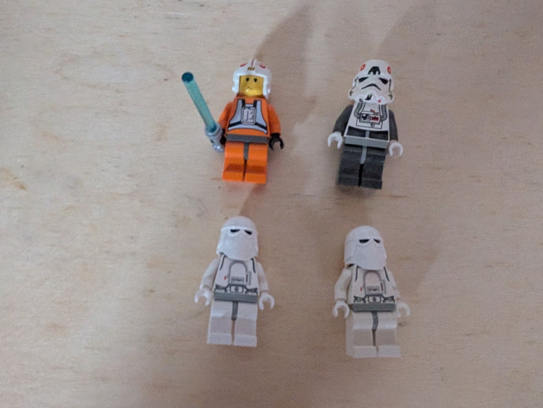 Lego Giocattoli: Lego Star wars 4483 AT-AT – Usato da Suhr venduto da qui_xw2v 4