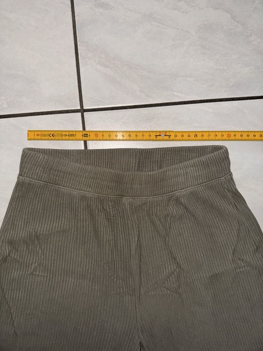 H&M Hosen: Damen Hose – Gebraucht aus Hergiswil NW von kaufe_bei_kaufmann 1