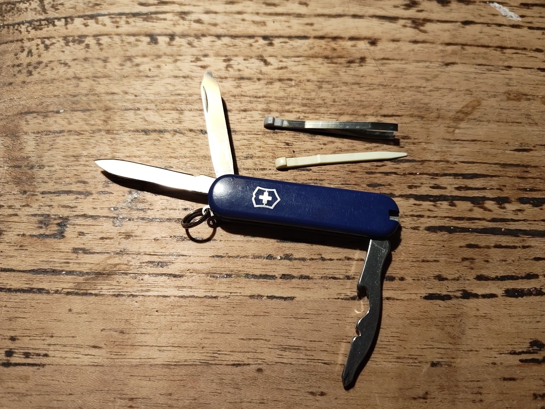 Victorinox Coltelli tascabile: Victorinox Sackmesser "klein" "dunkelblau" – Usato da Bäch SZ venduto da BirdyTheBird 1