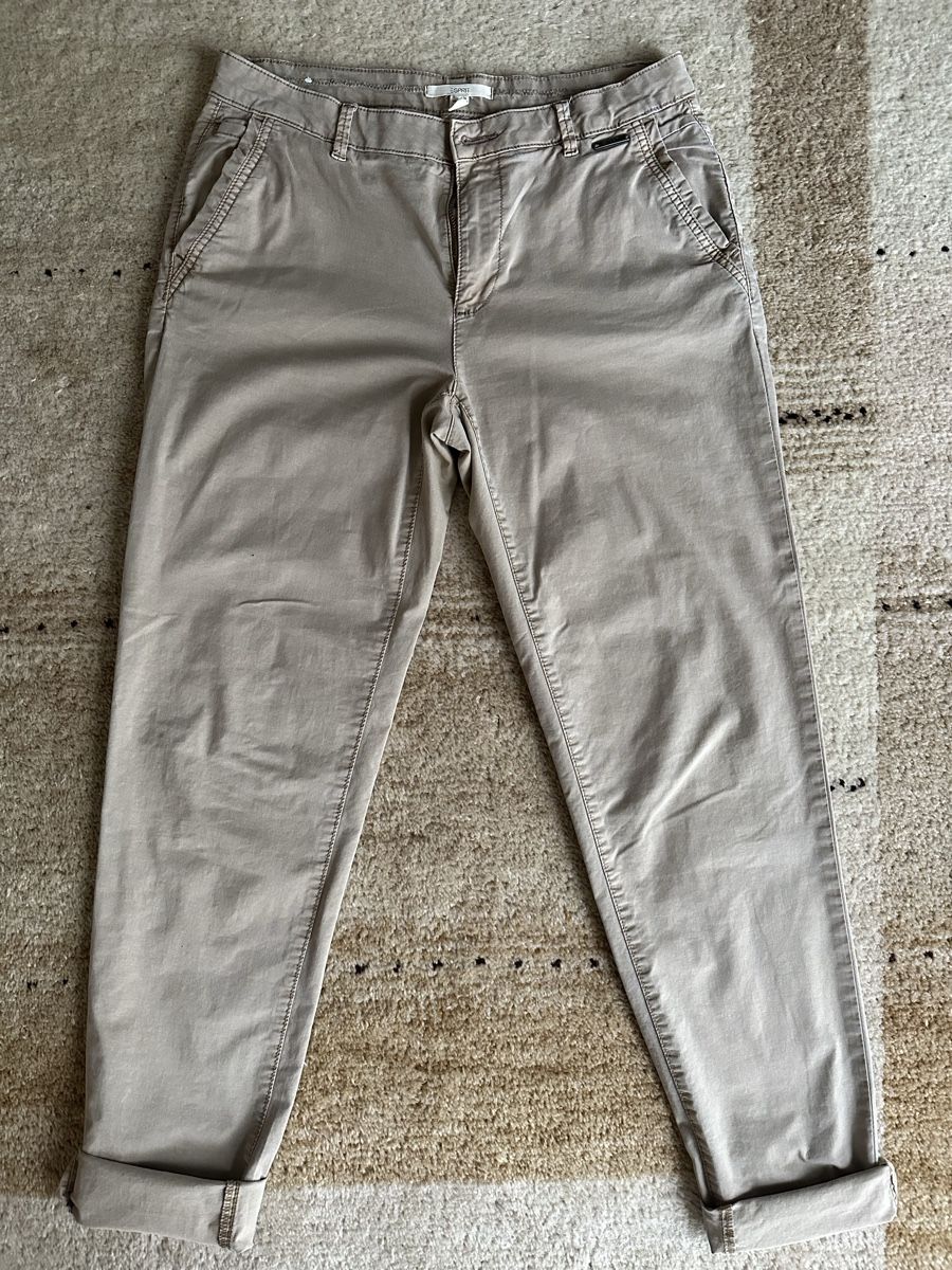 Esprit Pantaloni: Esprit Chinohose, beige, Gr. 38 – Usato da Zürich venduto da Schoekin 1