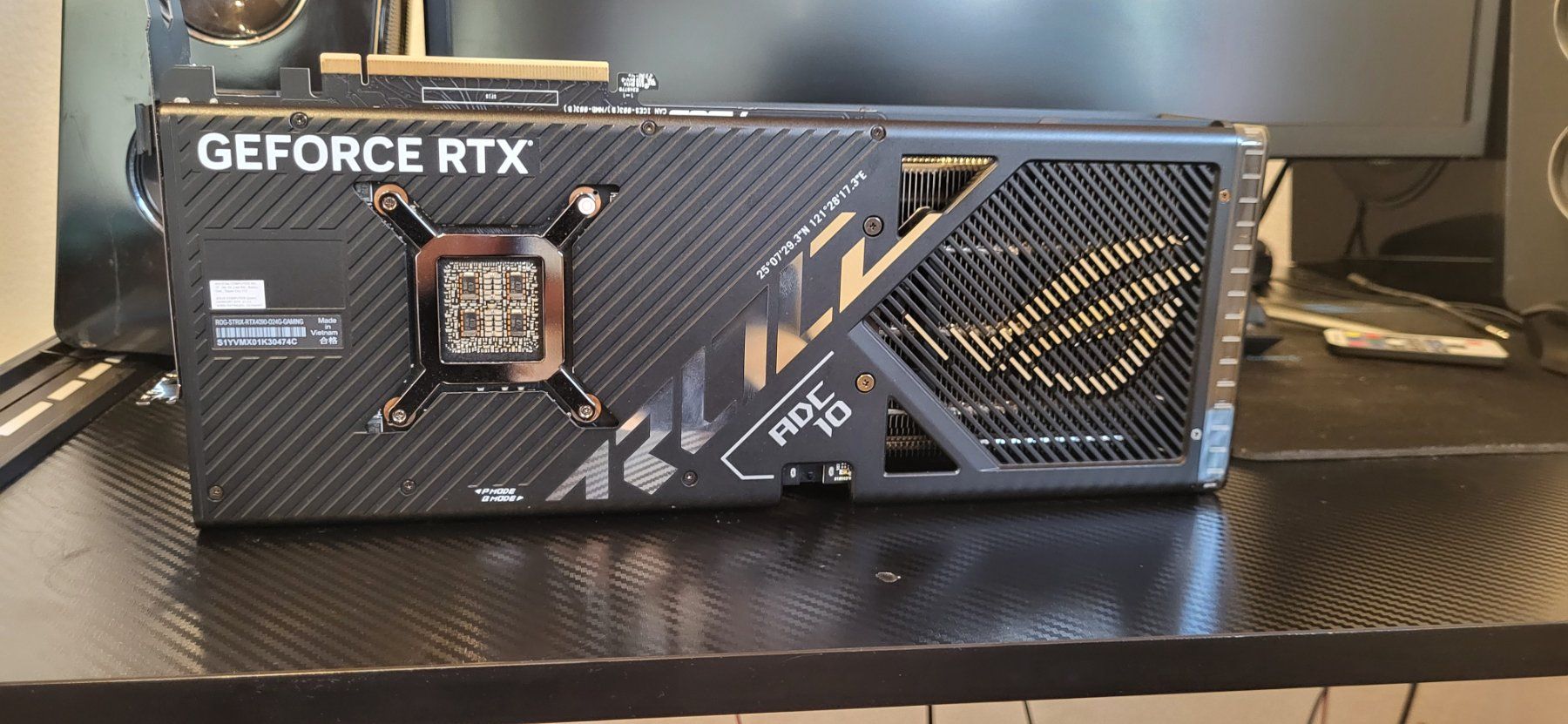 Asus Cartes graphiques: RTX 4090 Rog Strix gaming – D'occasion à Tägerig par dve_w6nw 1