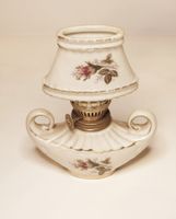 Vintage Porzellan-Öllampe "Moss Rose" – Aladdin-Form