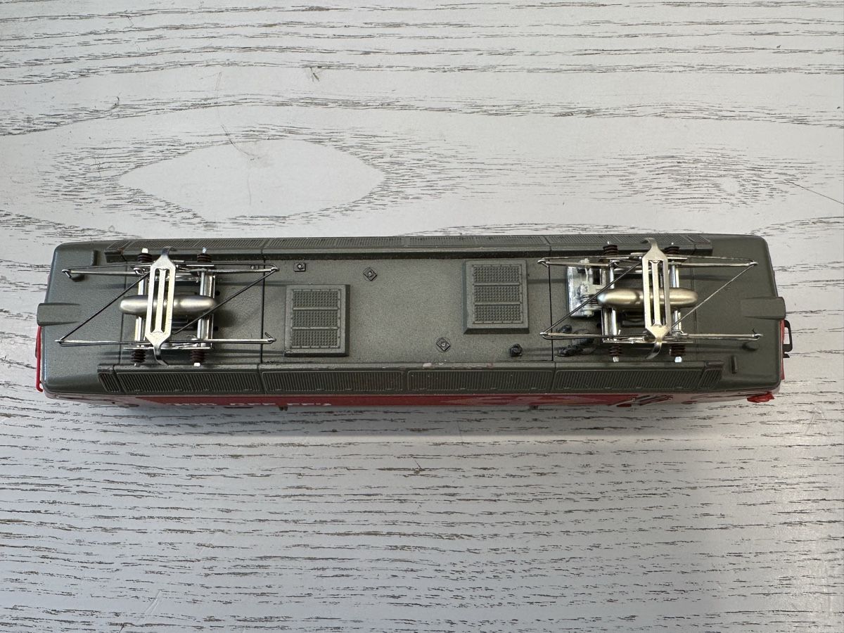 Märklin Modellini di ferrovie: Märklin 3328 SBB Re 4/4 IV – Usato da Lupsingen venduto da New-Haven 4