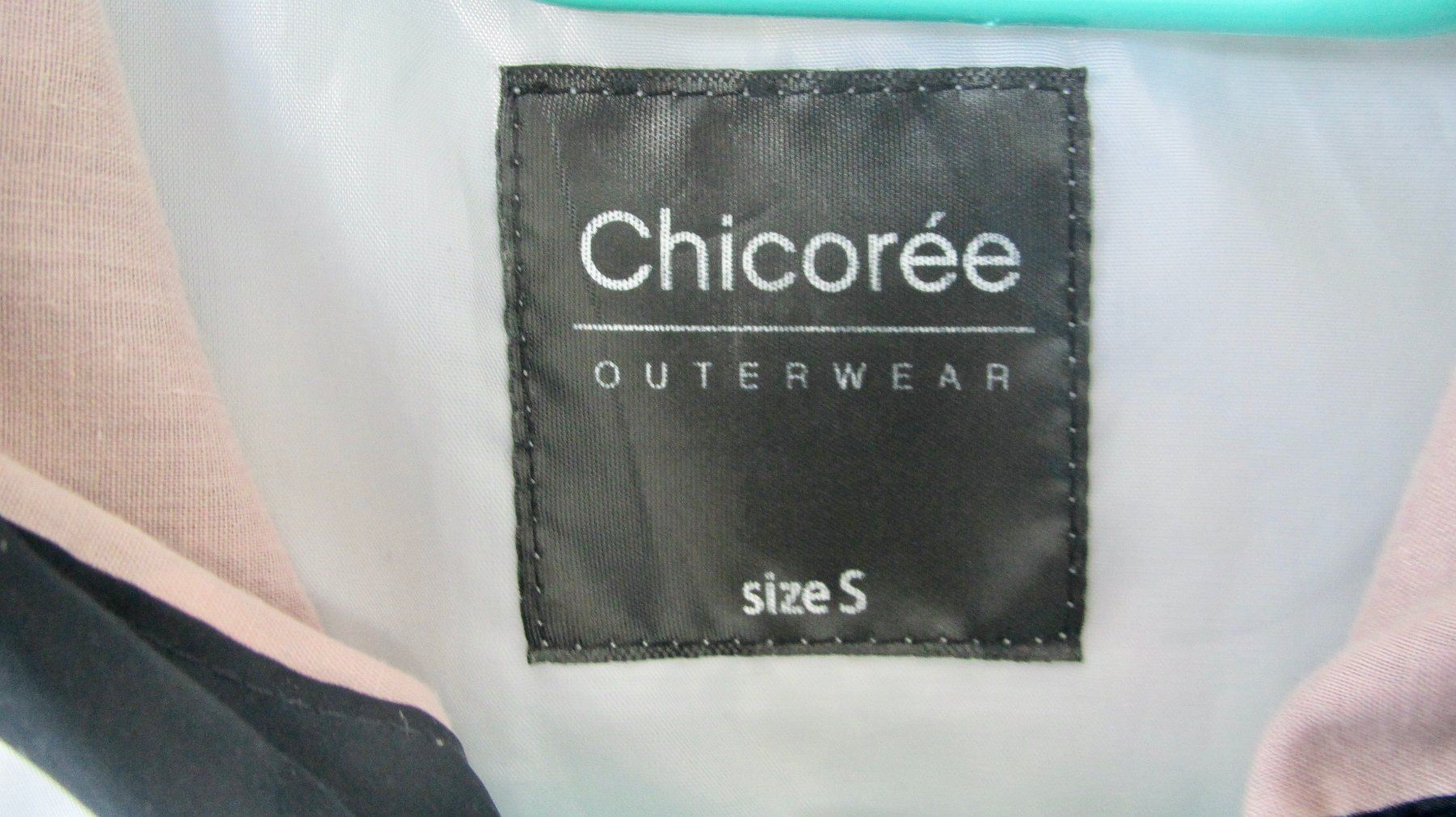 Giacche: VESTE CHICOREE COUPE VENT – Usato da Murten venduto da Selliot 2