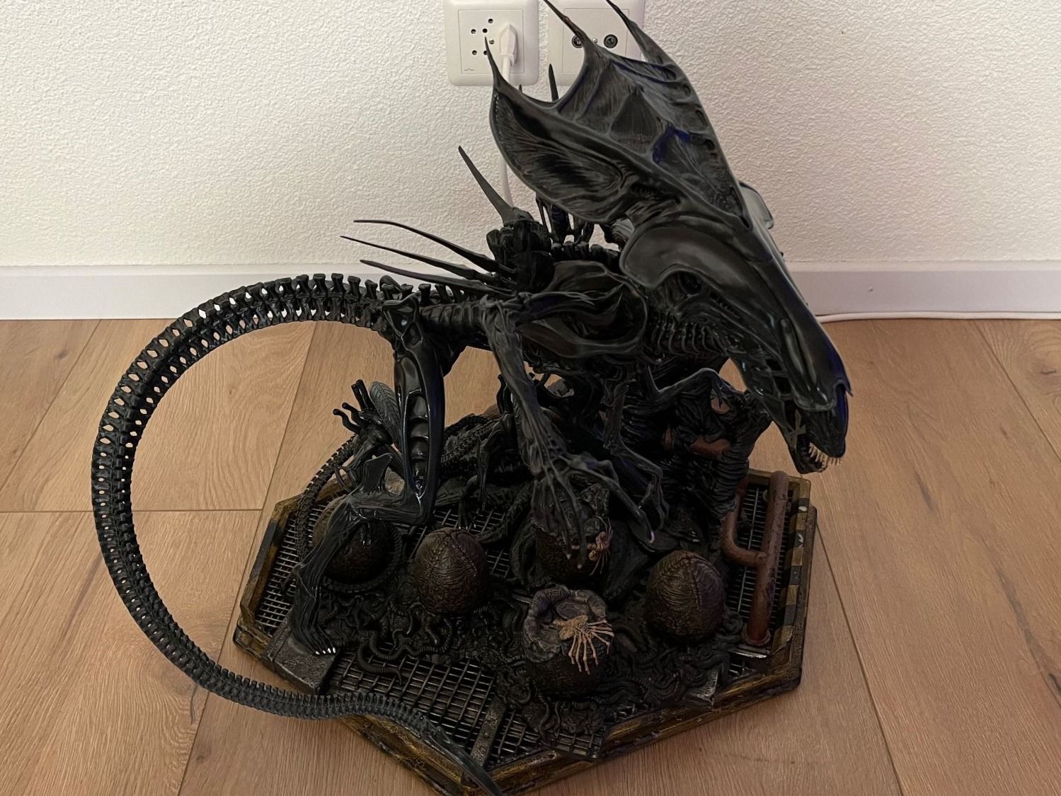 Figuren: Sideshow Collectibles: Alien Queen Maquette – Gebraucht aus Buchs ZH von