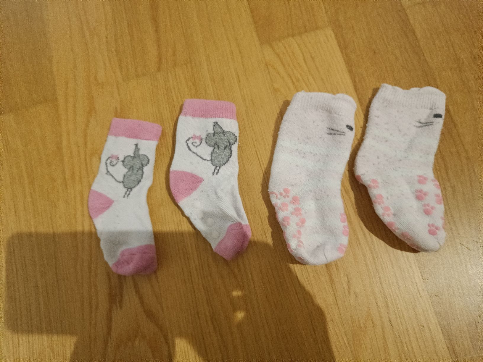 Chaussettes enfants: Socken Grösse 17-18 – D'occasion à Jaberg par urig17.