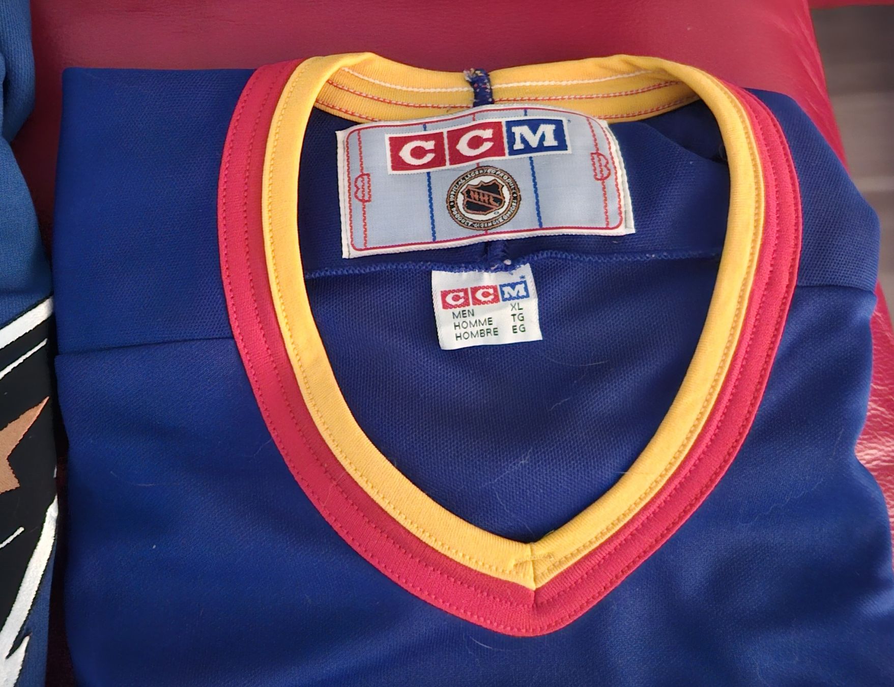 NHL Maillots de corps & Pantalons: NHL Jersey Replica – D'occasion à Bern par Us66 1