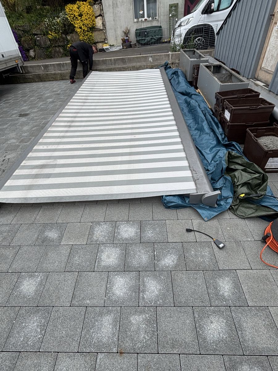 Stobag Markisen: Sonnenstore, Kassettenmarkise, Tendabox – Gebraucht aus Kägiswil von Megafi56 2