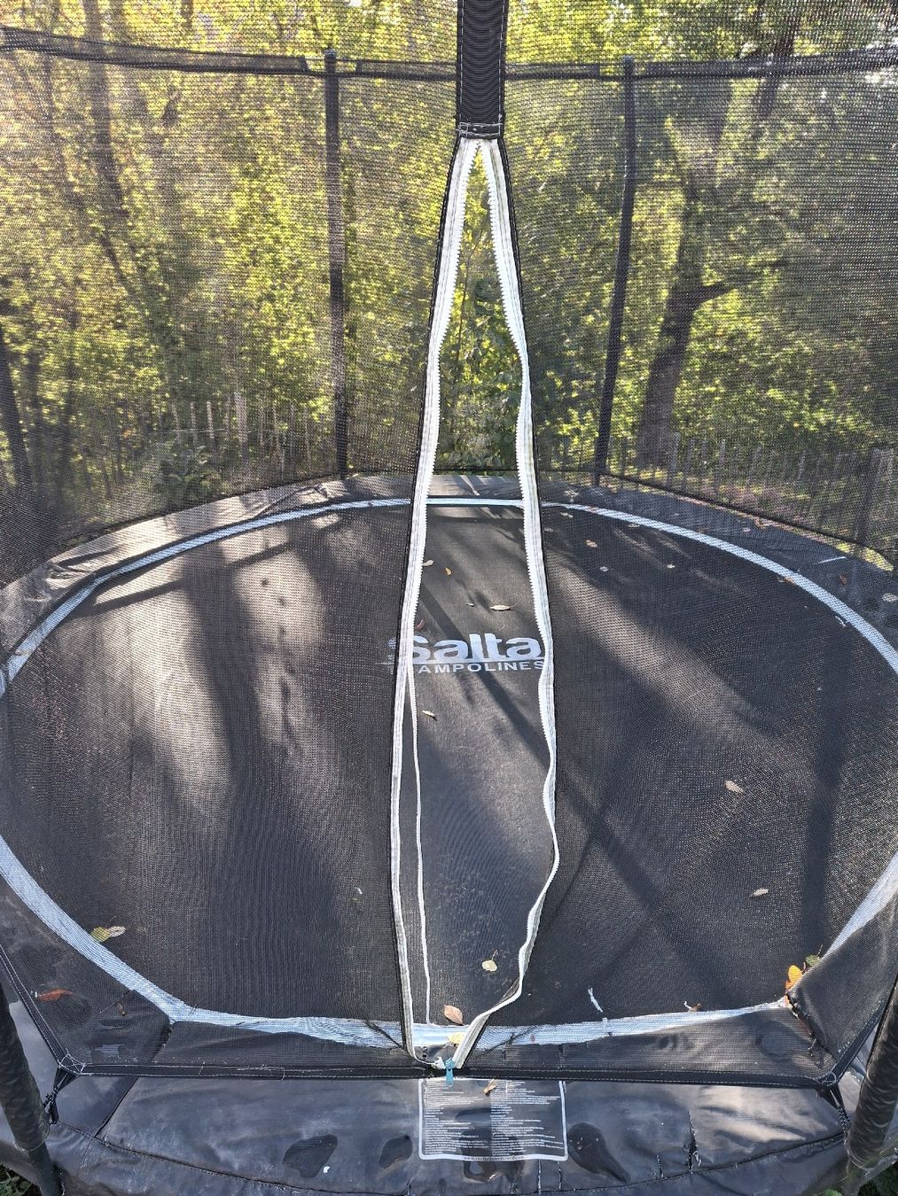 Salta Trampoline: Salta Trampolin Premium Black Edition 3.66m – Defekt aus Plasselb von PG14 1